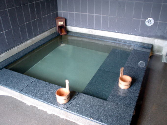 �i��������@�����̓��y�����s���z