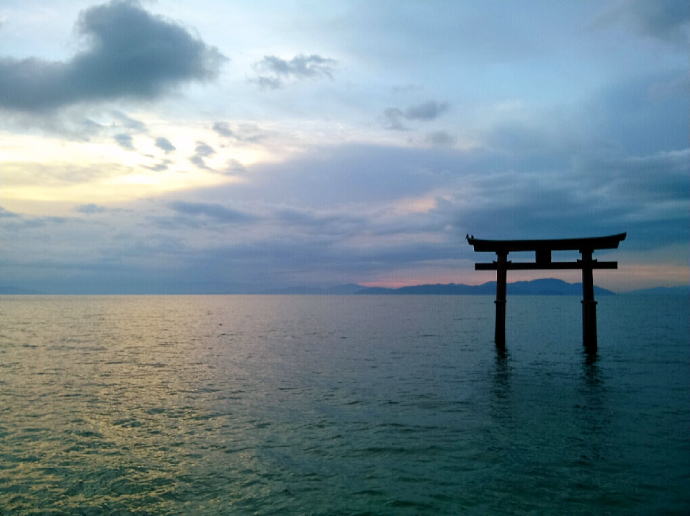 �}�L�m��������@���炳�y�����s���z