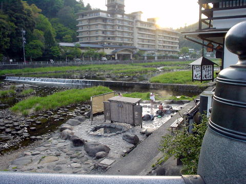 �O������ �͌��̓��y�����s���z