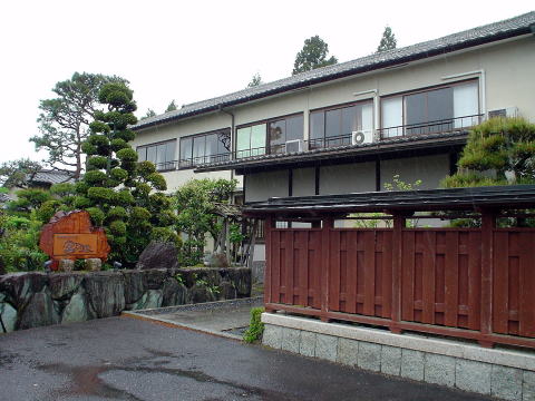 �{�T����@�b��E�т̏h�y�����s���z