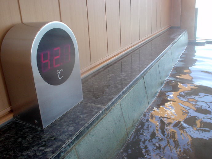 ���i�Δ��l�̓��@��R�������t�y�����s���z