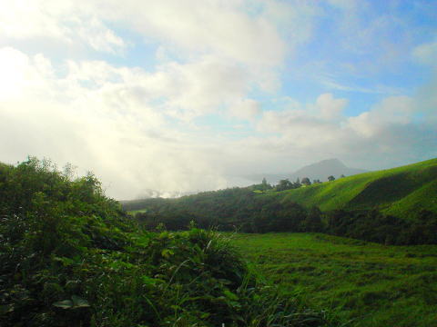 �啪���@��R�̓��y�����s���z