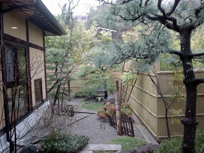 �����Ɖ���@�т�ΉԊX���y�����s���z