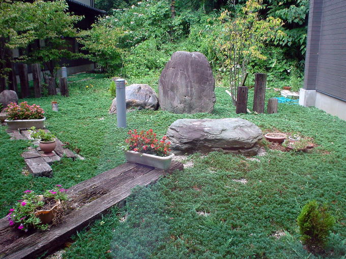 �{��J����y�����s���z